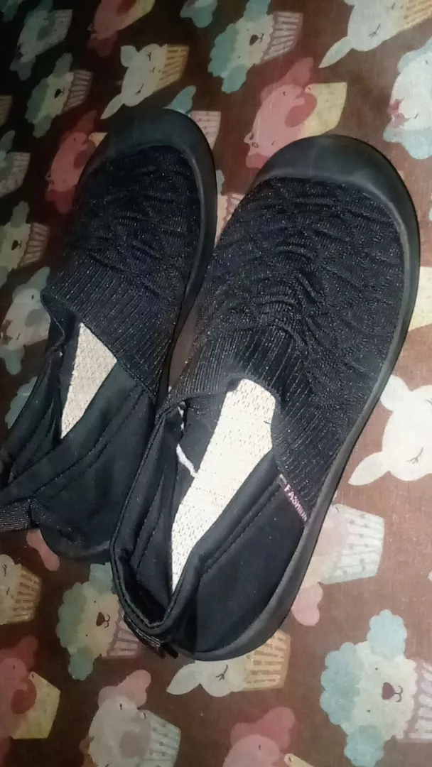 RAV Sepatu Slip On Wanita Casual Import Flat - Foto ulasan pembeli