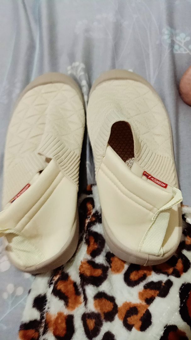 RAV Sepatu Slip On Wanita Casual Import Flat - Foto ulasan pembeli