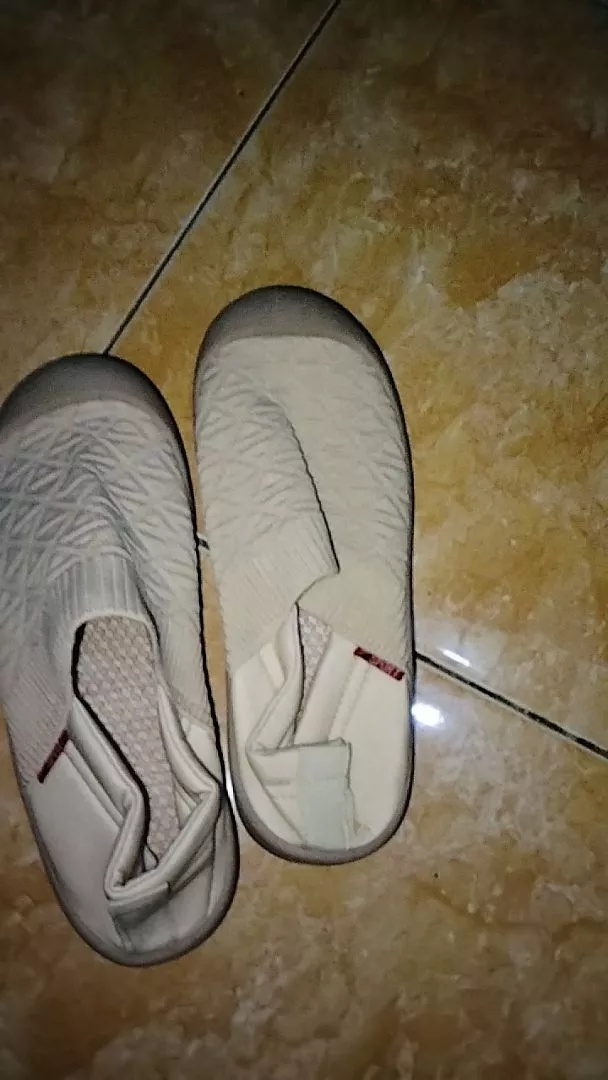 RAV Sepatu Slip On Wanita Casual Import Flat - Foto ulasan pembeli