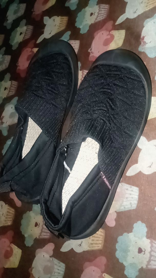 RAV Sepatu Slip On Wanita Casual Import Flat - Foto ulasan pembeli