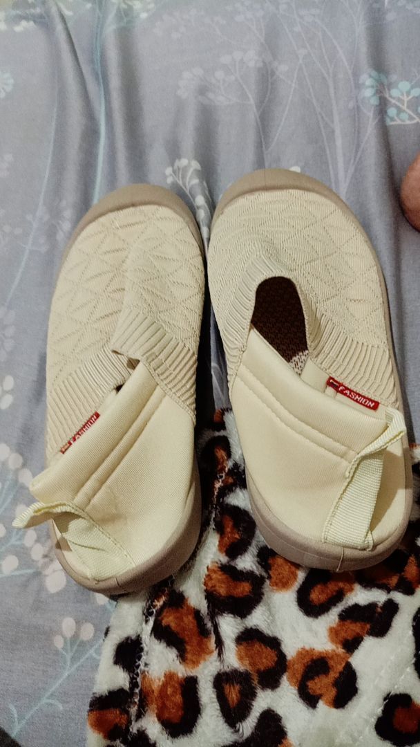 RAV Sepatu Slip On Wanita Casual Import Flat - Foto ulasan pembeli