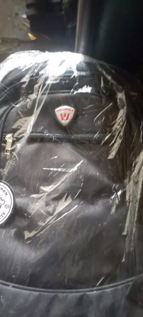 Ransel Polo Anak Dewasa Termurah Dengan Slot Laptop - Foto ulasan pembeli