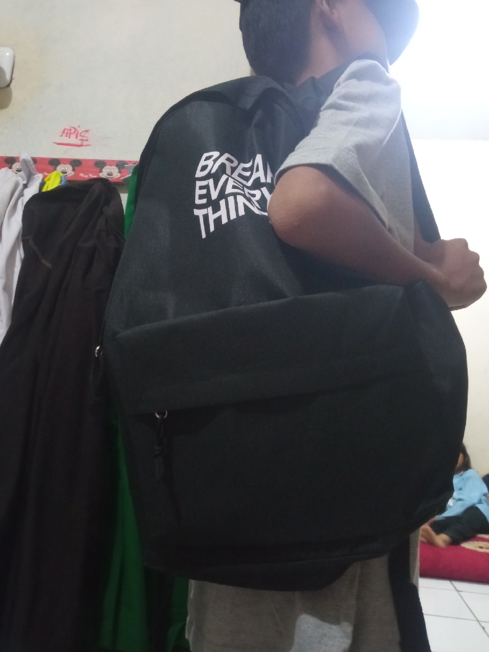 Ransel Sekolah Hitam Tas Laptop Max 15 Incn - Foto ulasan pembeli