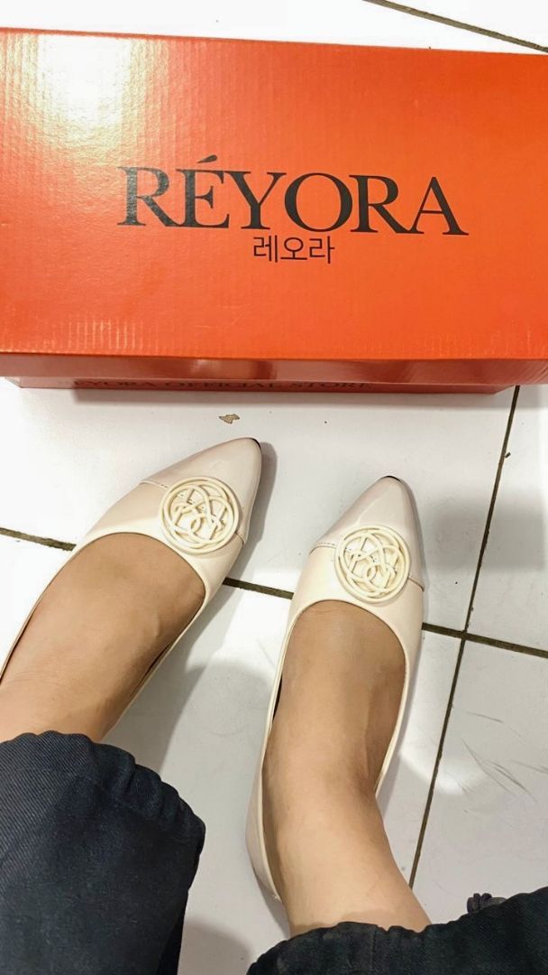 RÈYORA Sepatu Flat Shoes Kerja Balet Wanita Korea MAUDY - Foto ulasan pembeli