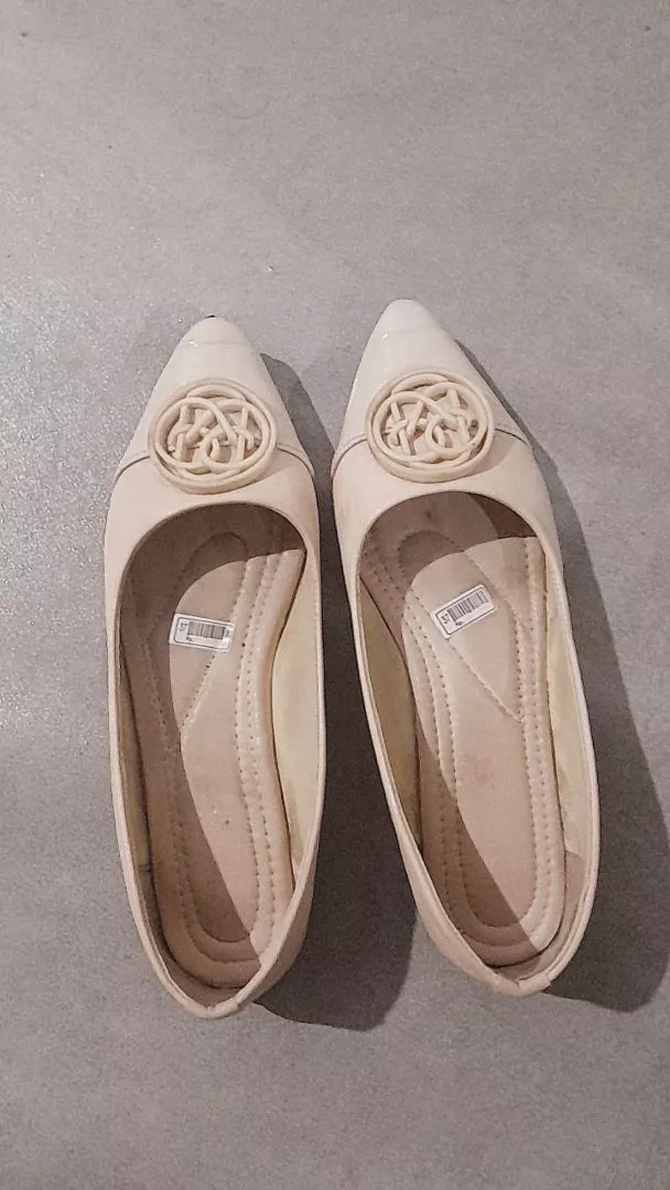 RÈYORA Sepatu Flat Shoes Kerja Balet Wanita Korea MAUDY - Foto ulasan pembeli
