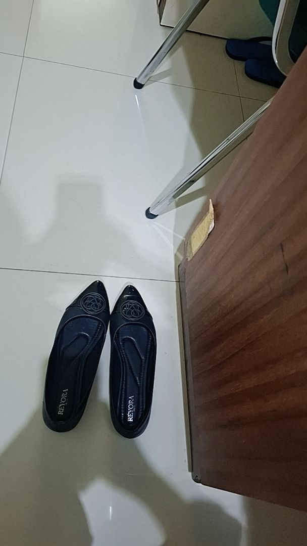 RÈYORA Sepatu Flat Shoes Kerja Balet Wanita Korea MAUDY - Foto ulasan pembeli