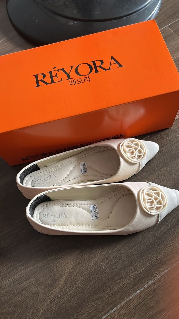 RÈYORA Sepatu Flat Shoes Kerja Balet Wanita Korea MAUDY - Foto ulasan pembeli