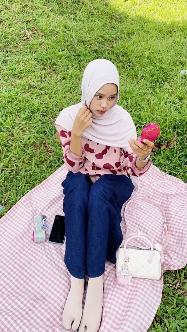 RESYAH HIJAB~ Shawl Hijab Pashmina Viscose Bamboo Premium Eksklusif Lembut - Foto ulasan pembeli