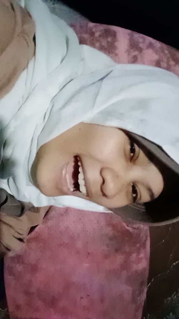 RESYAH HIJAB~ Shawl Hijab Pashmina Viscose Bamboo Premium Eksklusif Lembut - Foto ulasan pembeli