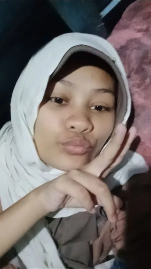 RESYAH HIJAB~ Shawl Hijab Pashmina Viscose Bamboo Premium Eksklusif Lembut - Foto ulasan pembeli