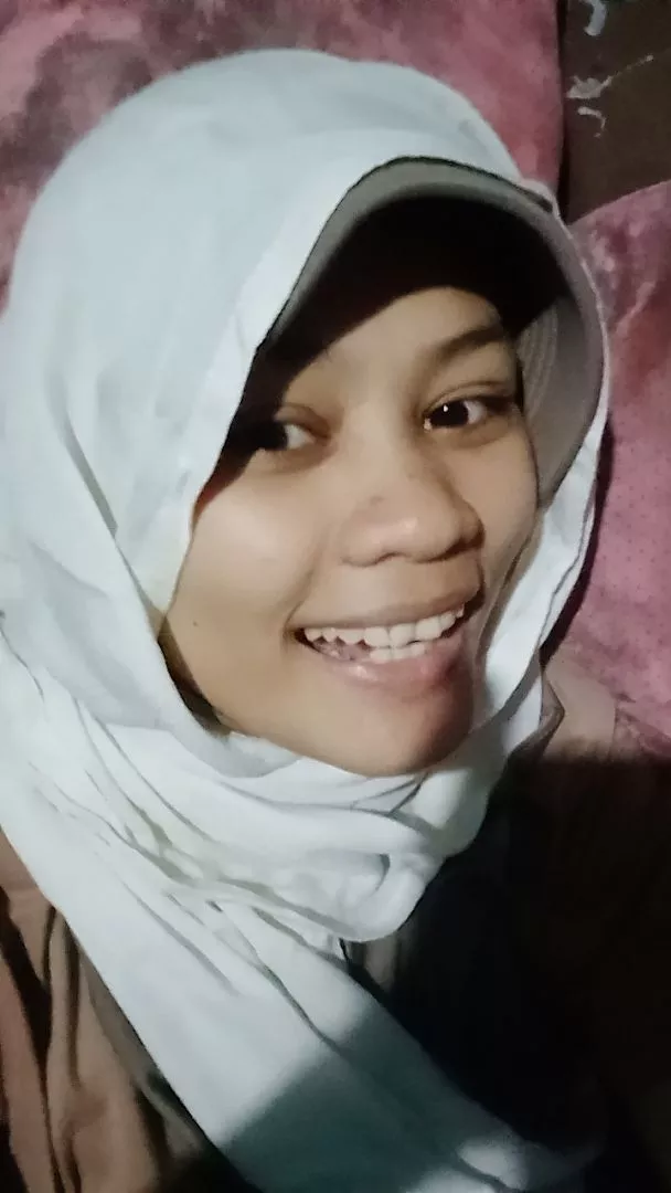 RESYAH HIJAB~ Shawl Hijab Pashmina Viscose Bamboo Premium Eksklusif Lembut - Foto ulasan pembeli