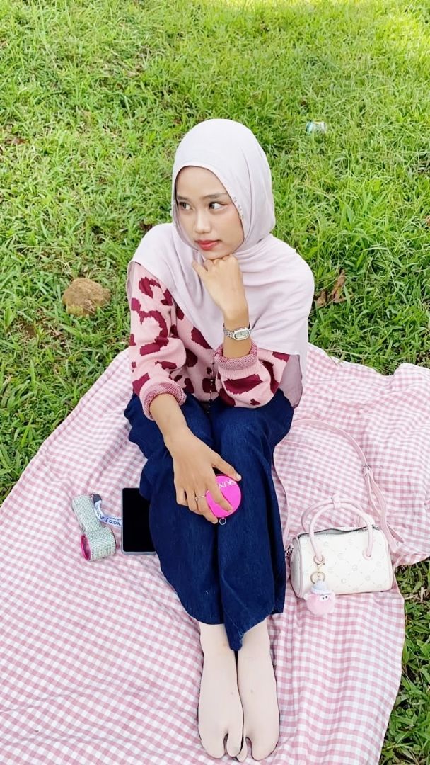 RESYAH HIJAB~ Shawl Hijab Pashmina Viscose Bamboo Premium Eksklusif Lembut - Foto ulasan pembeli