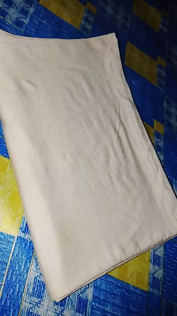 Rheno Hijab Pashmina Tencel Adem Lembut Elegan - Foto ulasan pembeli