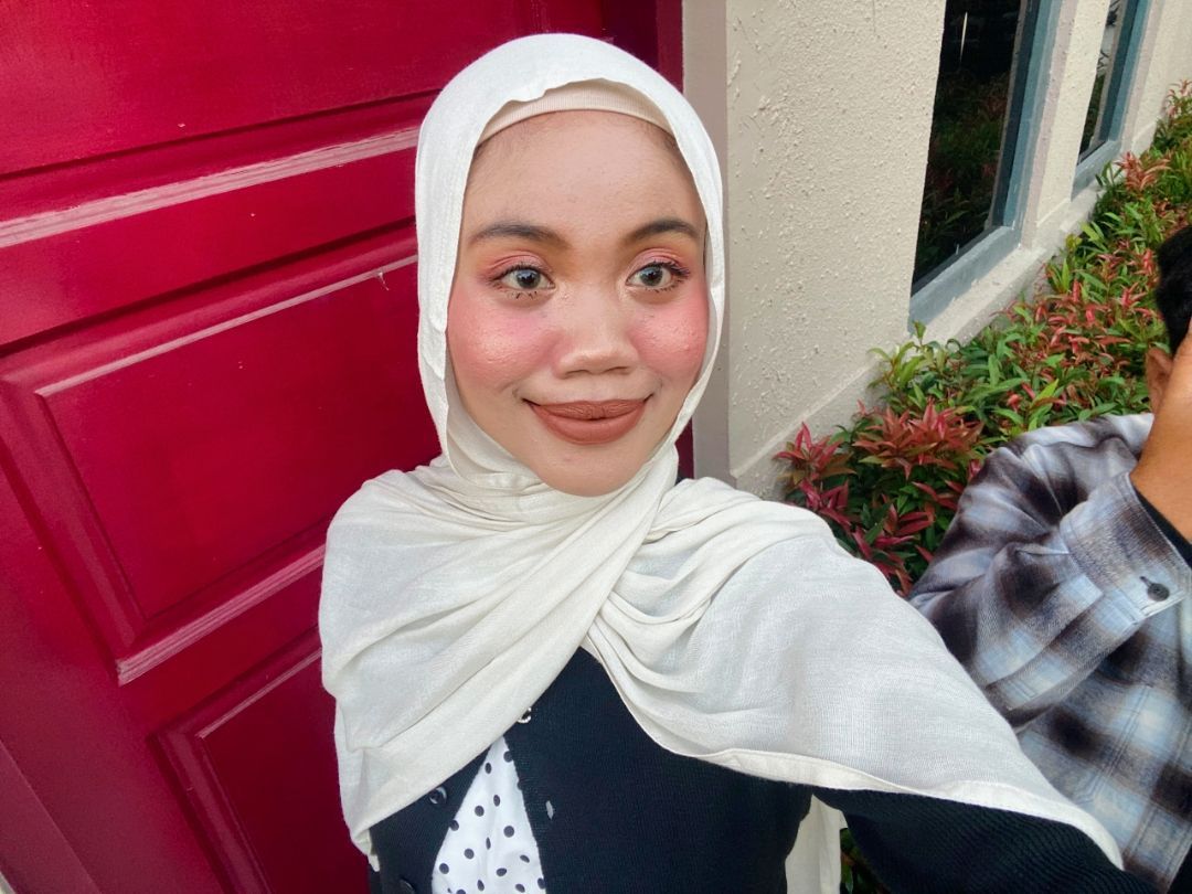 RhenoHijab Pashmina Viscose Bamboo Premium | Hijab Kekinian Adem Lembut Nyaman - foto 4 dari 10