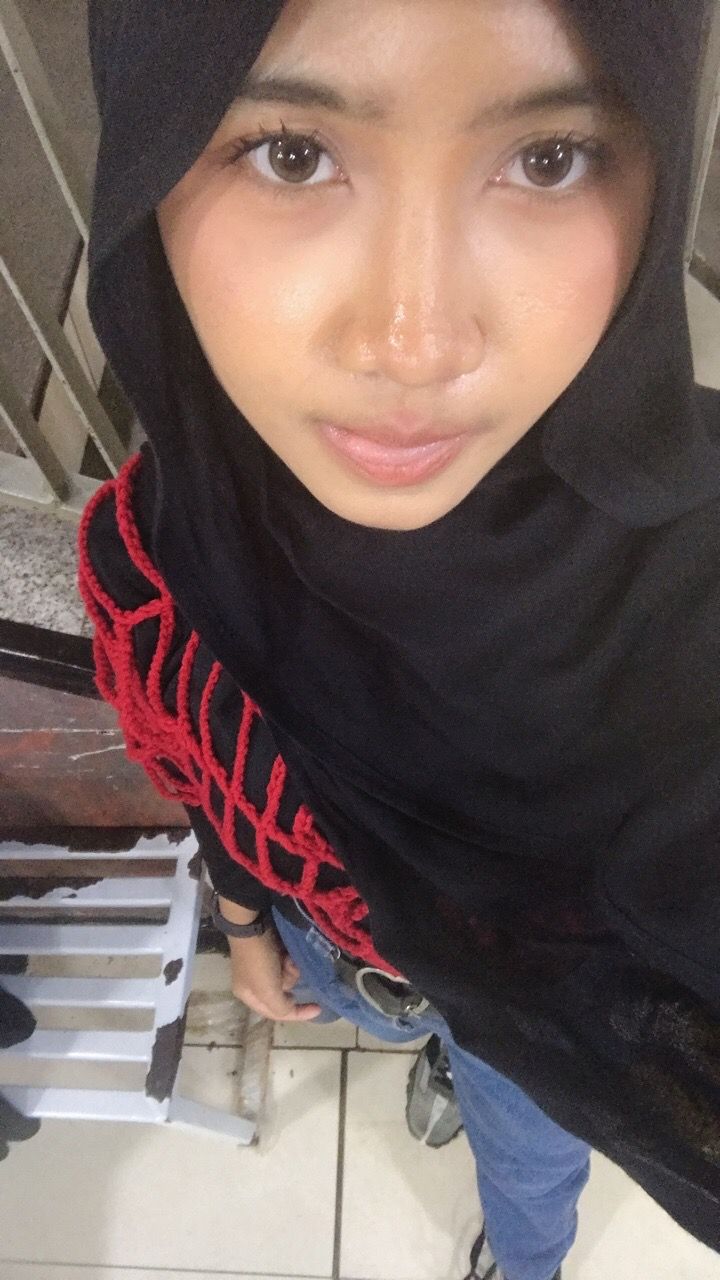 RhenoHijab Pashmina Viscose Bamboo Premium | Hijab Kekinian Adem Lembut Nyaman - Foto ulasan pembeli