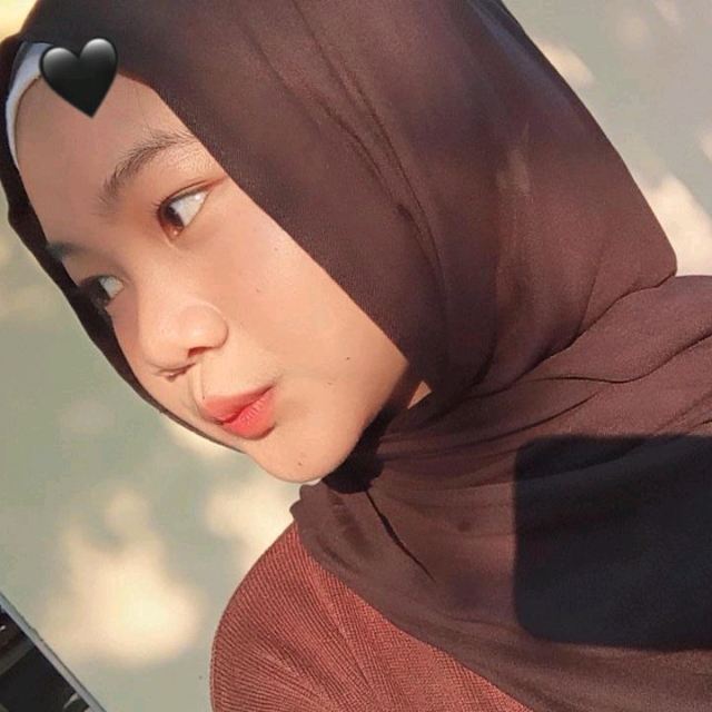RhenoHijab Pashmina Viscose Bamboo Premium | Hijab Kekinian Adem Lembut Nyaman - Foto ulasan pembeli