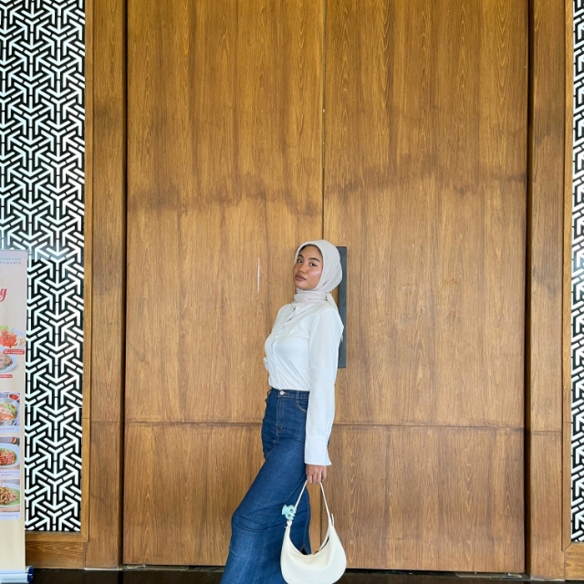 RhenoHijab Pashmina Viscose Bamboo Premium | Hijab Kekinian Adem Lembut Nyaman - Foto ulasan pembeli