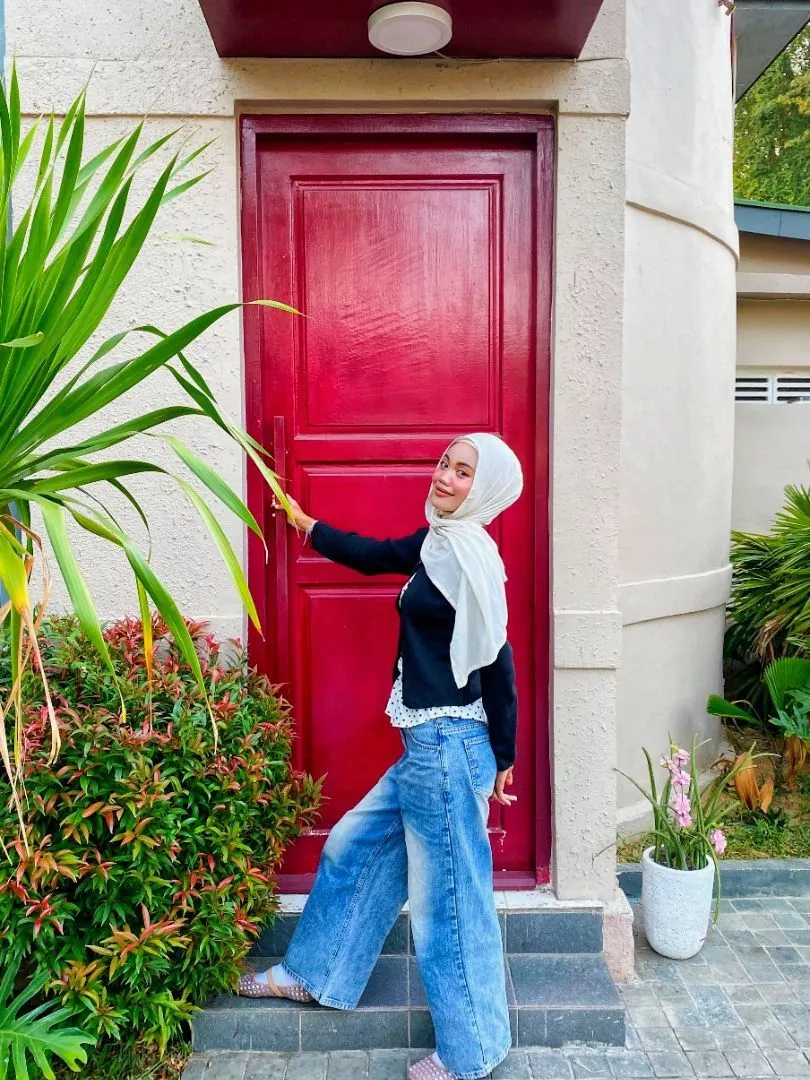 RhenoHijab Pashmina Viscose Bamboo Premium | Hijab Kekinian Adem Lembut Nyaman - Foto ulasan pembeli