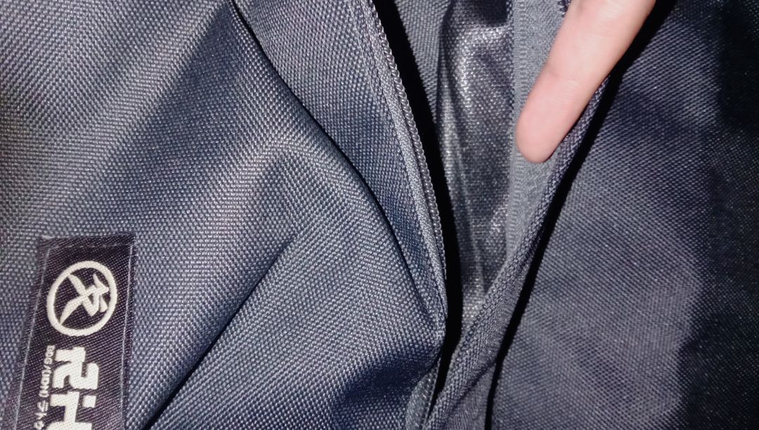 RHID - Tas Ransel Sekolah Pria Wanita Unisex Anti Air - Foto ulasan pembeli