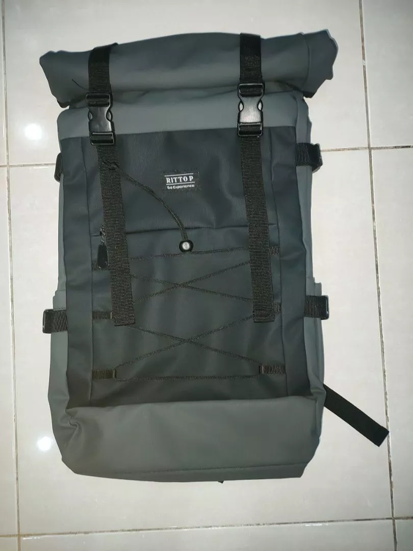 Rittop Ransel Backpack Pria Wanita Waterproof 45L - Foto ulasan pembeli