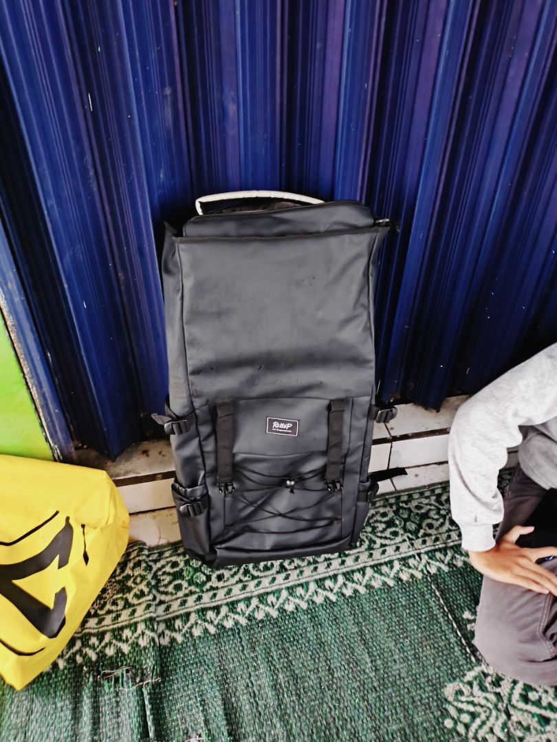 Rittop Ransel Backpack Pria Wanita Waterproof 45L - Foto ulasan pembeli