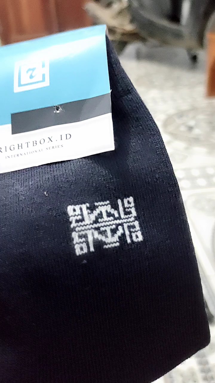 Rightbox ID, Grosir Kaos Kaki Pria, Motif Kantor, Pendek Setengah Betis - Foto ulasan pembeli