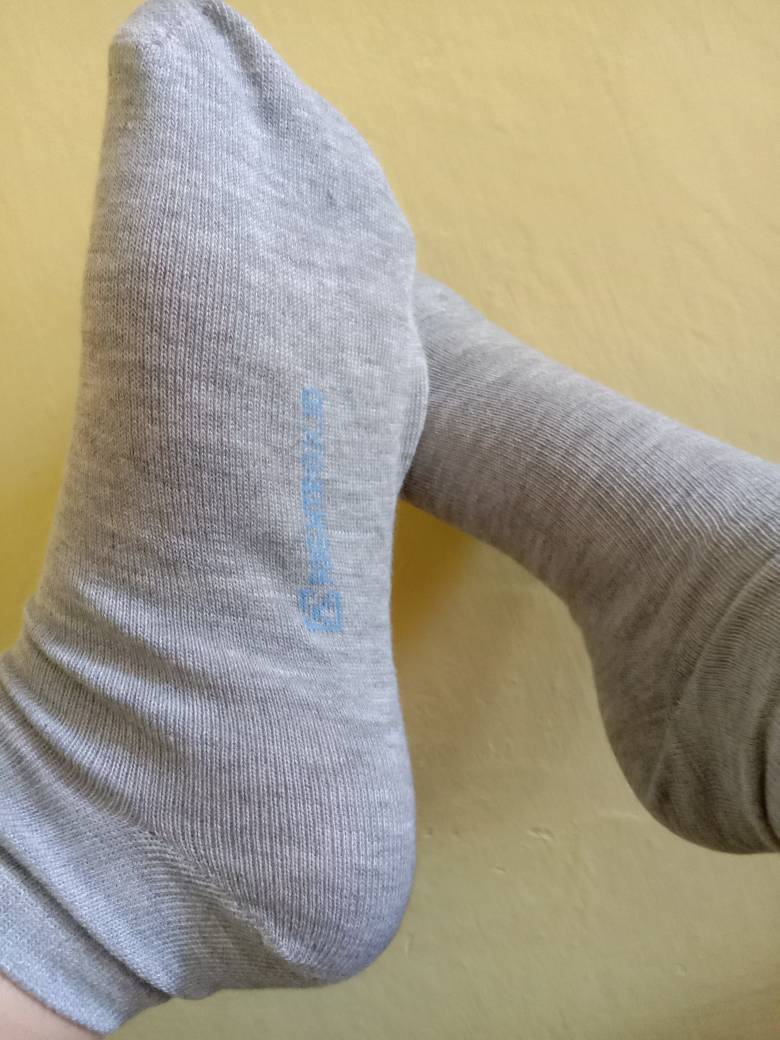 RIGHTBOX ID - Kaos Kaki Pendek Polos Semata Kaki Ankle Socks Premium Pria Wanita Dewasa Fit 37 -43 - foto 6 dari 10, beauty.preloved