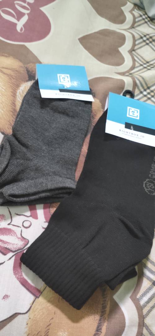 RIGHTBOX ID - Kaos Kaki Pendek Polos Semata Kaki Ankle Socks Premium Pria Wanita Dewasa Fit 37 -43 - Foto ulasan pembeli