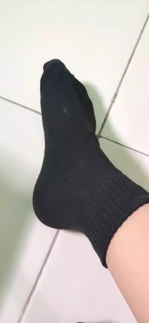 RIGHTBOX ID - Kaos Kaki Pendek Polos Semata Kaki Ankle Socks Premium Pria Wanita Dewasa Fit 37 -43 - Foto ulasan pembeli