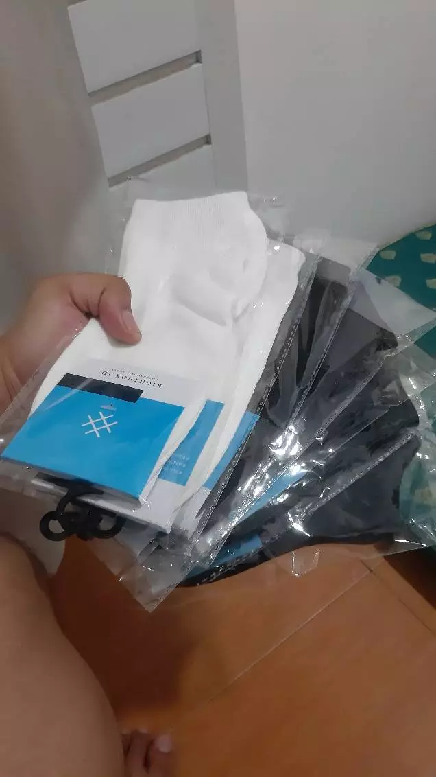 RIGHTBOX ID - Kaos Kaki Pendek Polos Semata Kaki Ankle Socks Premium Pria Wanita Dewasa Fit 37 -43 - Foto ulasan pembeli