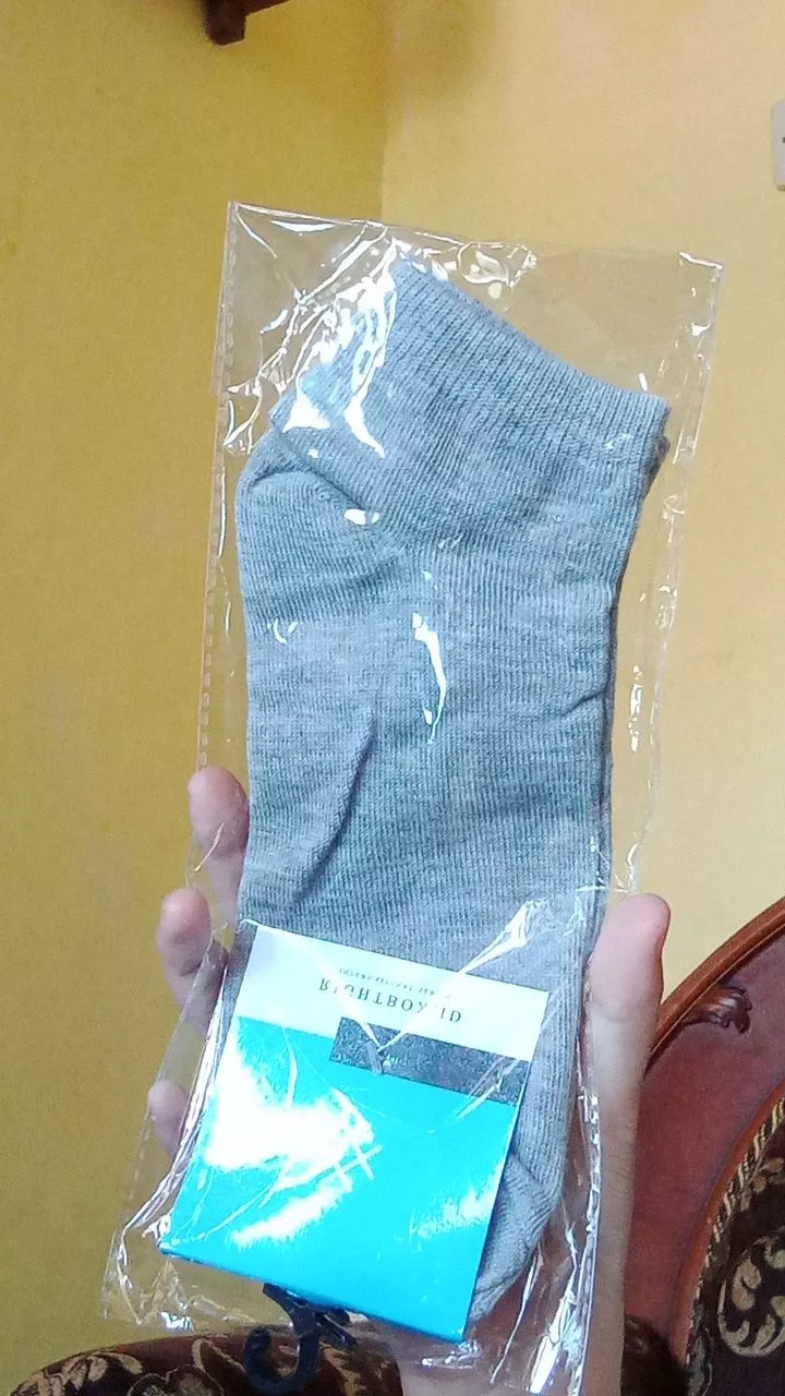 RIGHTBOX ID - Kaos Kaki Pendek Polos Semata Kaki Ankle Socks Premium Pria Wanita Dewasa Fit 37 -43 - Foto ulasan pembeli