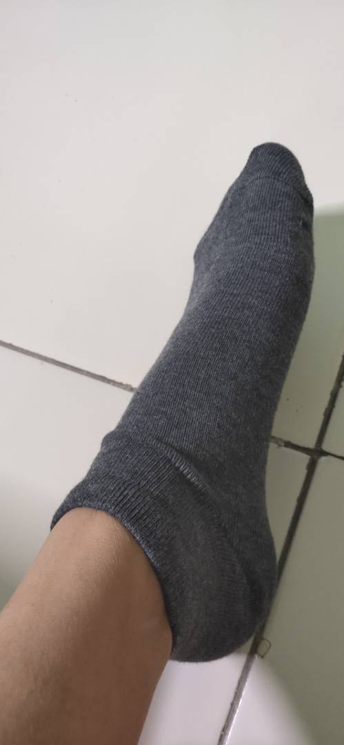 RIGHTBOX ID - Kaos Kaki Pendek Polos Semata Kaki Ankle Socks Premium Pria Wanita Dewasa Fit 37 -43 - Foto ulasan pembeli