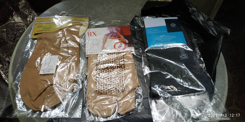 RIGHTBOX ID - Kaos Kaki Pendek Polos Semata Kaki Ankle Socks Premium Pria Wanita Dewasa Fit 37 -43 - Foto ulasan pembeli