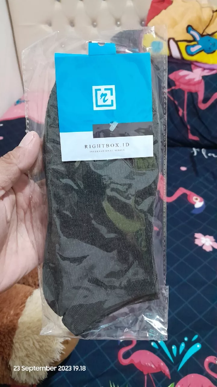 RIGHTBOX ID - Kaos Kaki Pendek Polos Semata Kaki Ankle Socks Premium Pria Wanita Dewasa Fit 37 -43 - Foto ulasan pembeli