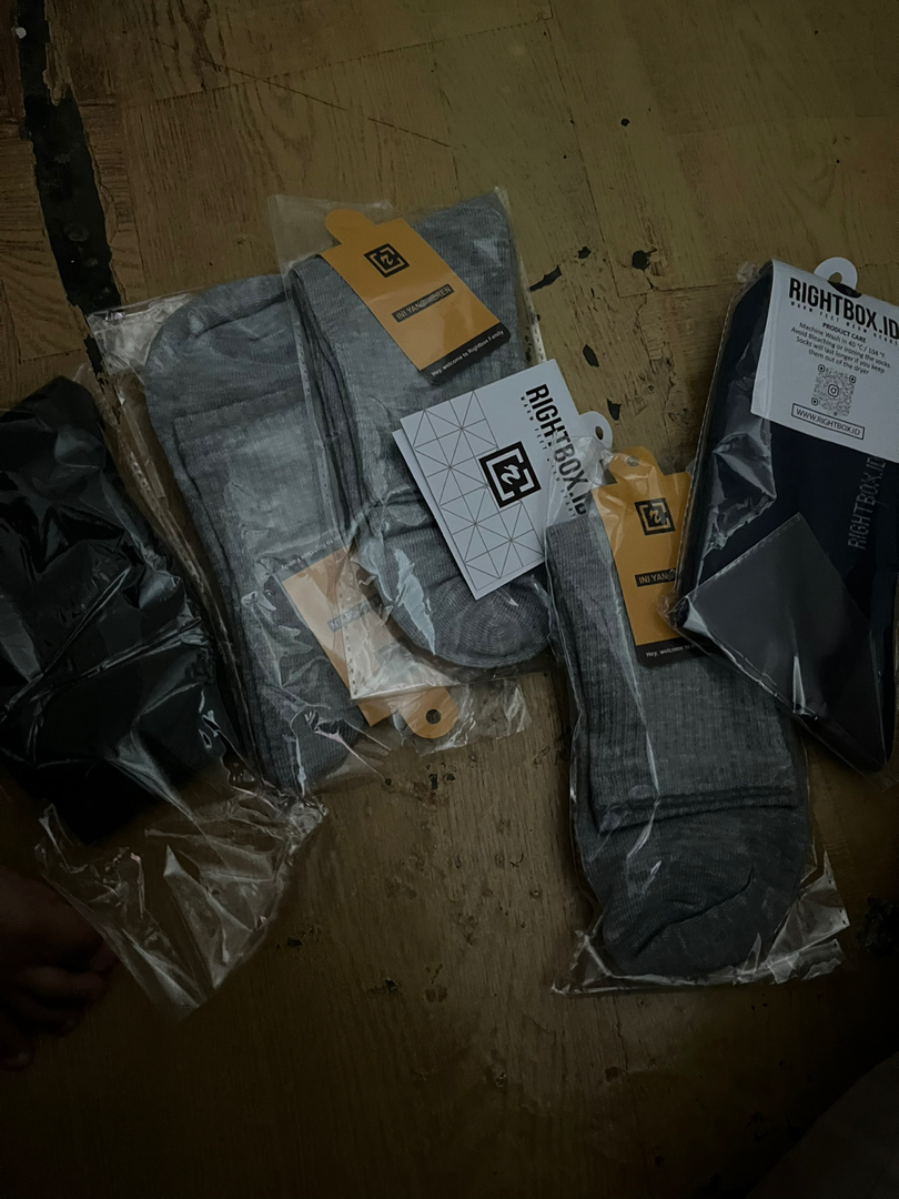 Rightbox ID, Kaos Kaki Pria, Kantor Polos, Pendek Setengah Betis, One Size Dewasa - Foto ulasan pembeli