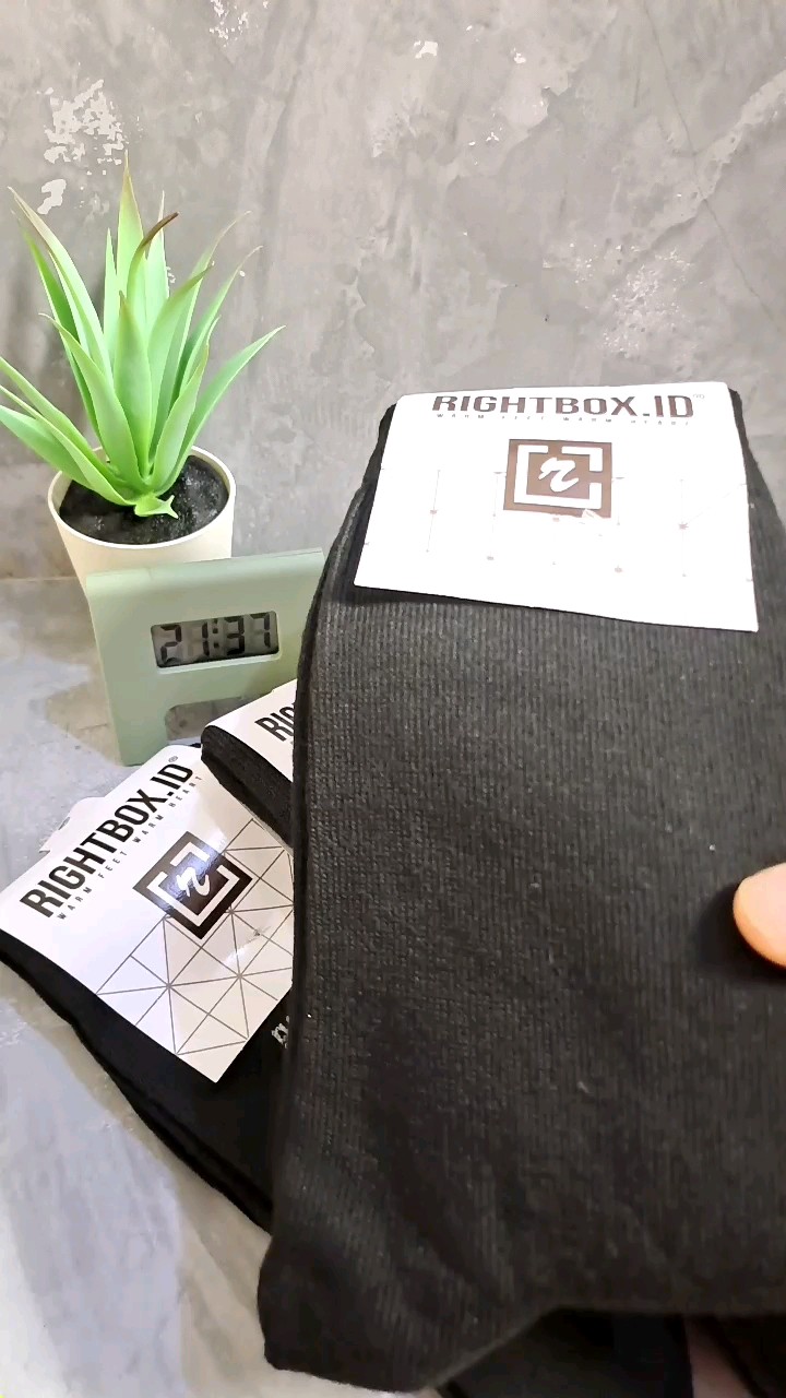 Rightbox, Paket 3 Pasang Kaos Kaki Kantor Rightbox, Motif Minimalis, Allsize Dewasa - Foto ulasan pembeli
