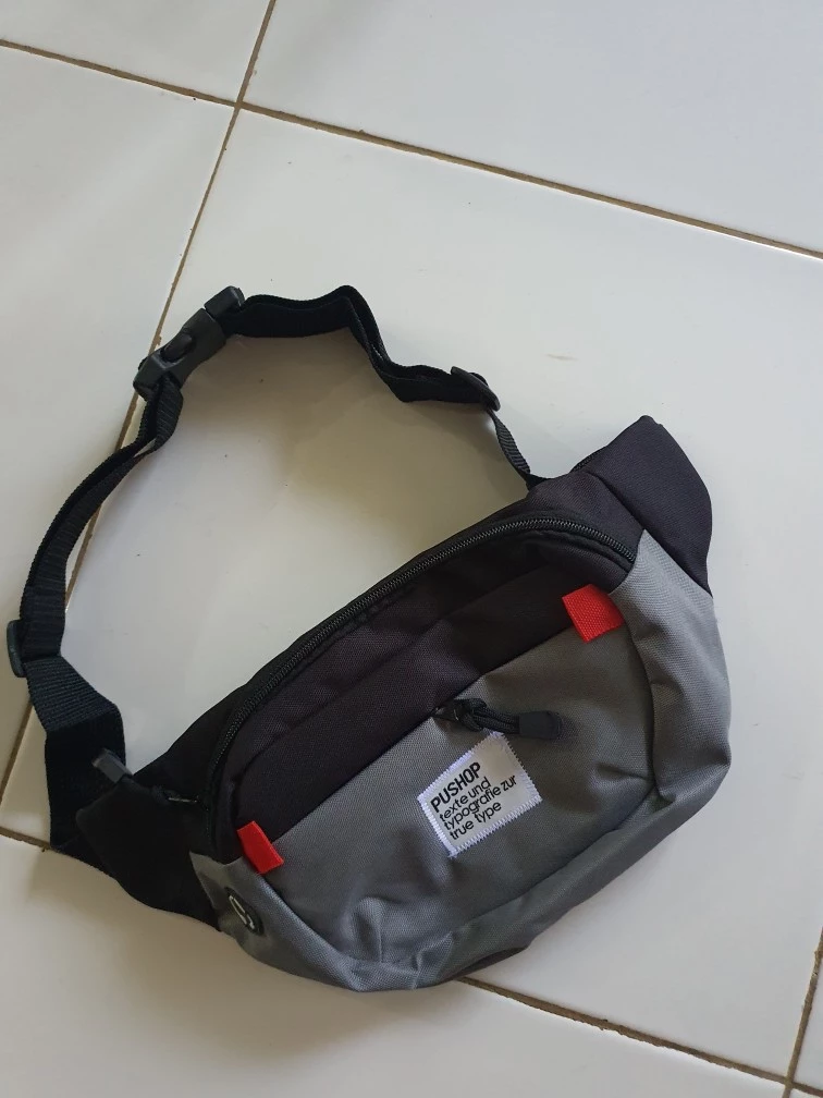 Waistbag Pushop Mini Risvalt - Foto ulasan pembeli