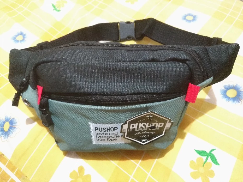 Waistbag Pushop Mini Risvalt - Foto ulasan pembeli