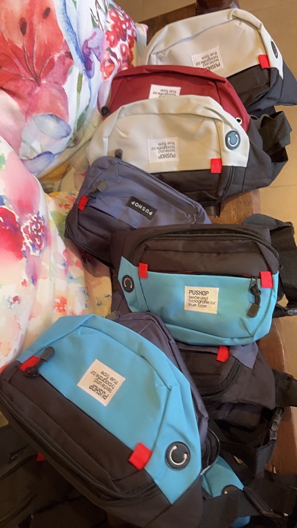 Waistbag Pushop Mini Risvalt - Foto ulasan pembeli