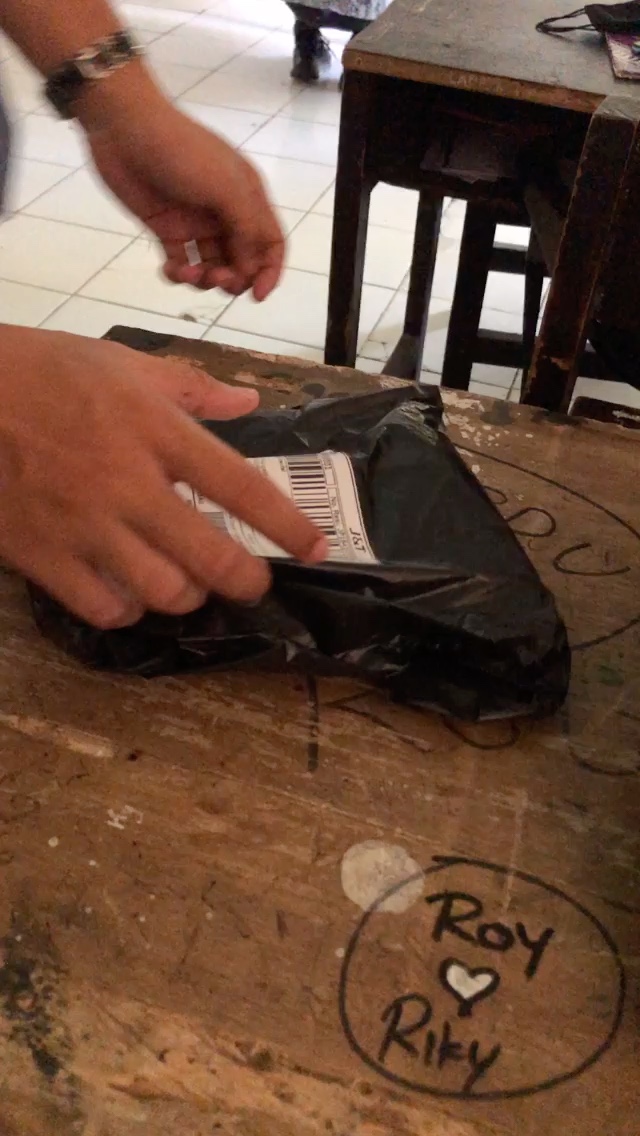 Waistbag Waterproof Pushop Asva - Foto ulasan pembeli