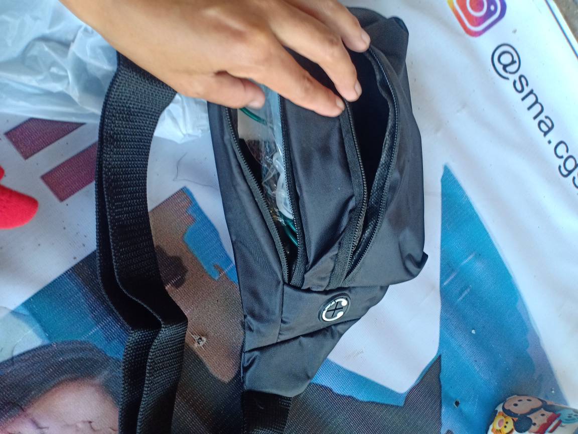 Waistbag Waterproof Pushop Asva - Foto ulasan pembeli