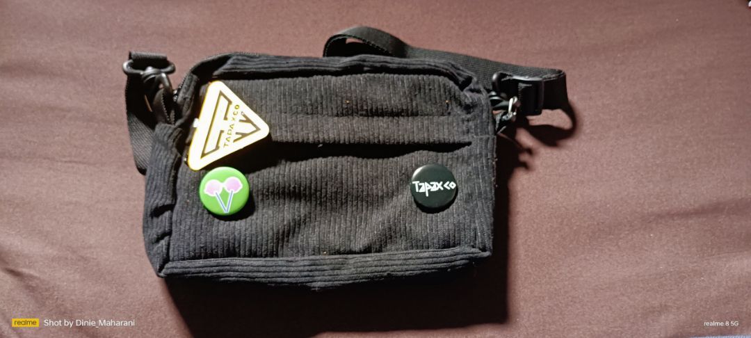 TAPAXCO - Tas Selempang Handbag Corduroy Marsha Tas Slingbag Wanita Pria FREE BROS Tapax - Foto ulasan pembeli