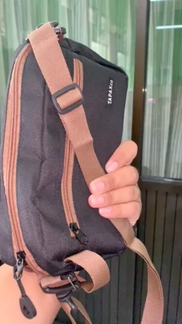 Tapaxco Tas Selempang Joy Unisex Cordura 3 Saku - Foto ulasan pembeli