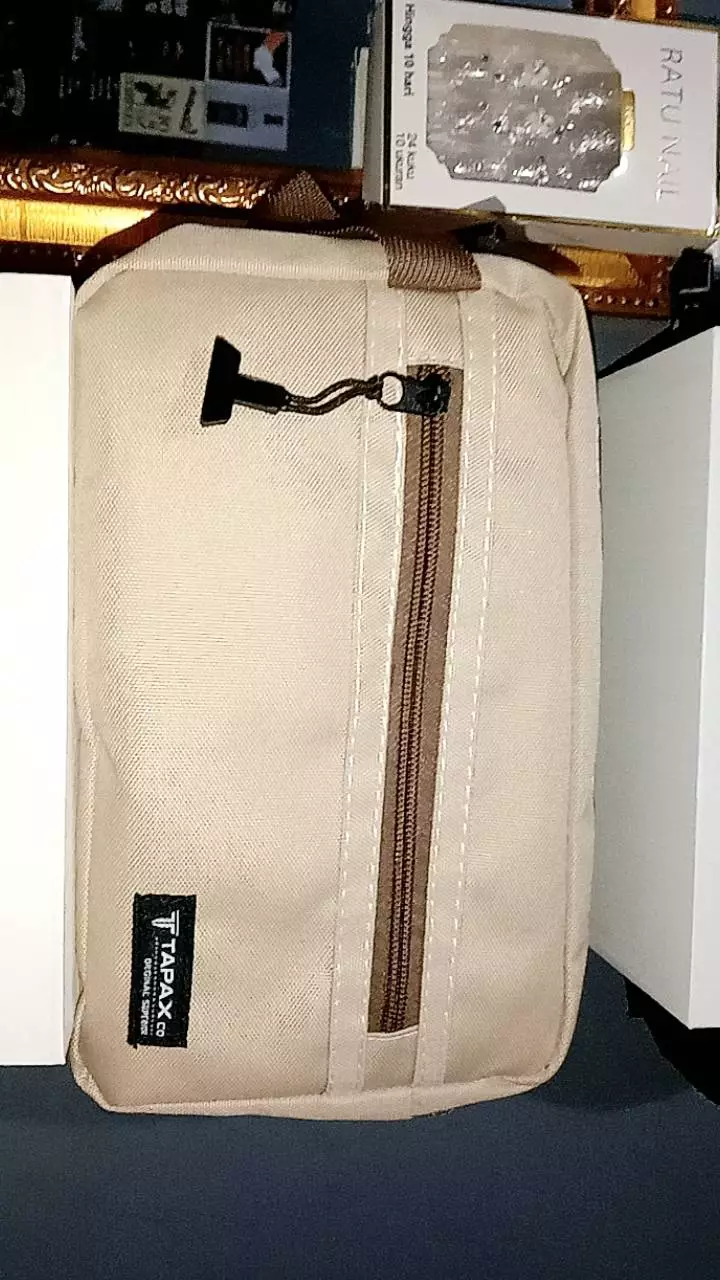 Tapaxco Tas Selempang Joy Unisex Cordura 3 Saku - Foto ulasan pembeli
