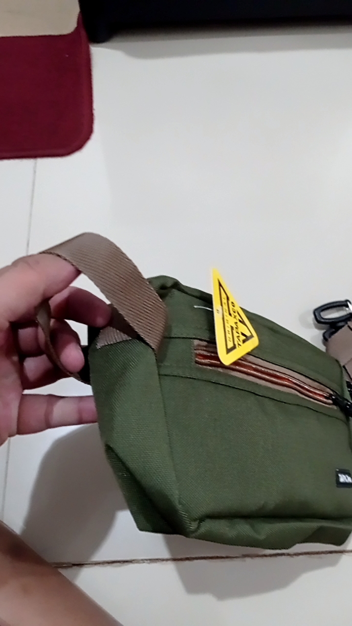 Tapaxco Tas Selempang Joy Unisex Cordura 3 Saku - Foto ulasan pembeli