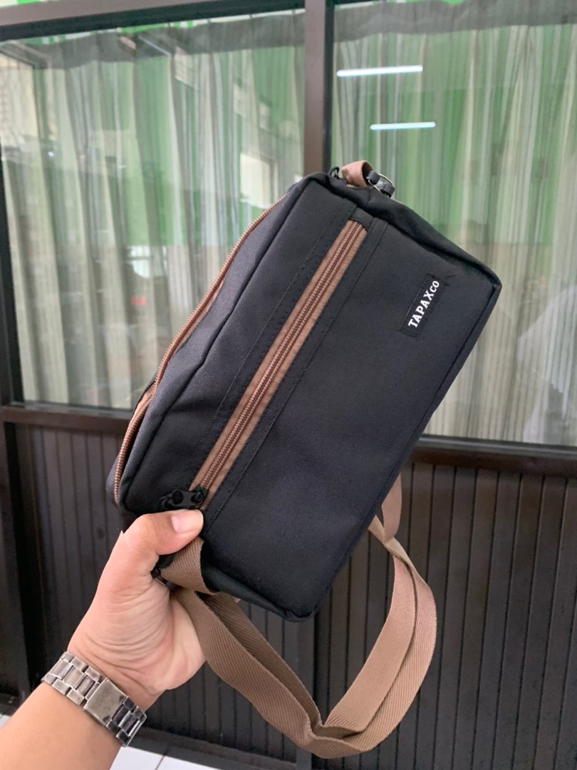 Tapaxco Tas Selempang Joy Unisex Cordura 3 Saku - Foto ulasan pembeli