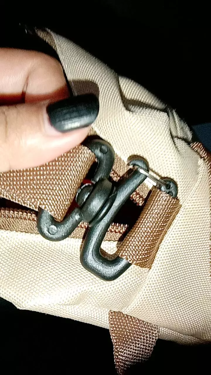 Tapaxco Tas Selempang Joy Unisex Cordura 3 Saku - Foto ulasan pembeli
