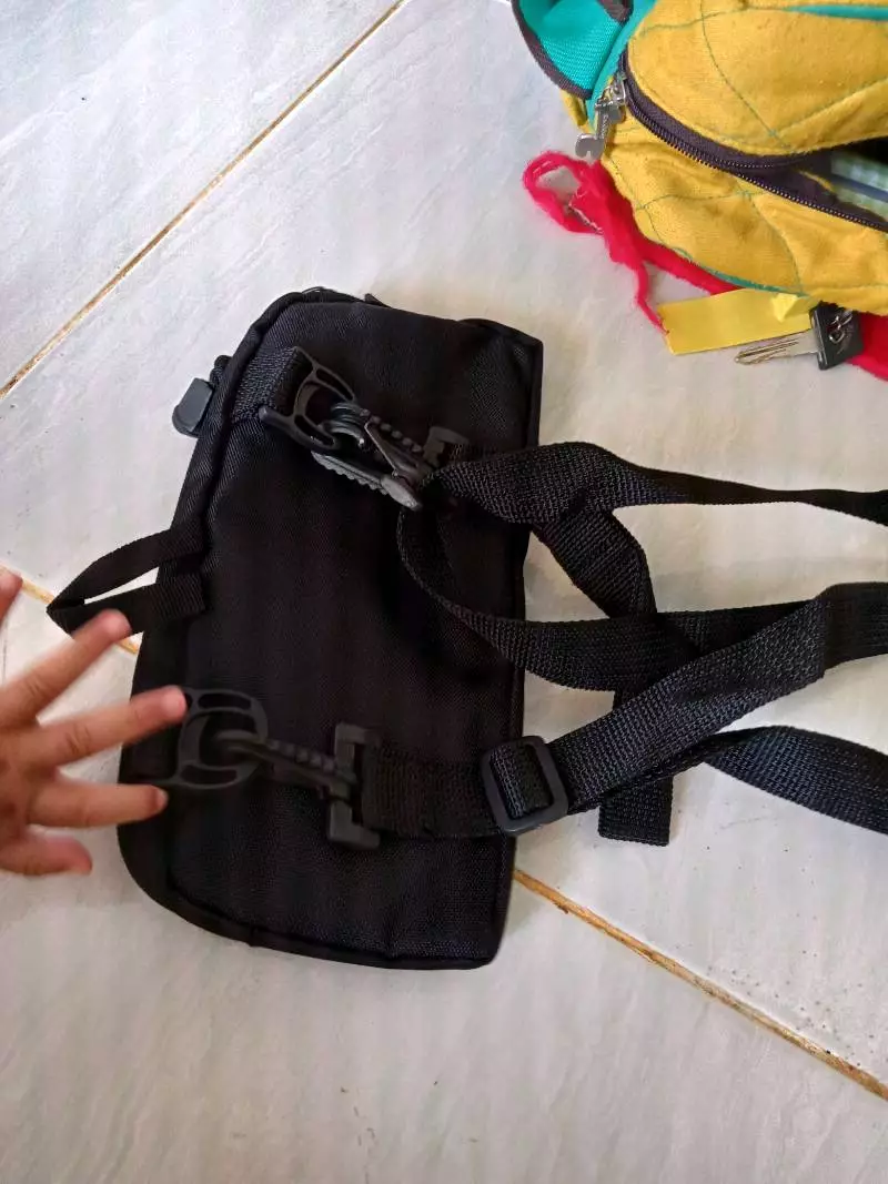 Tapaxco Tas Selempang Joy Unisex Cordura 3 Saku - Foto ulasan pembeli
