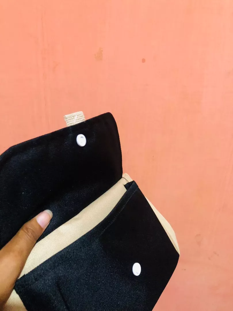 TAPAXCO Tas Selempang Pouch slingbag Tapax shecker unisex pria/wanita - Foto ulasan pembeli