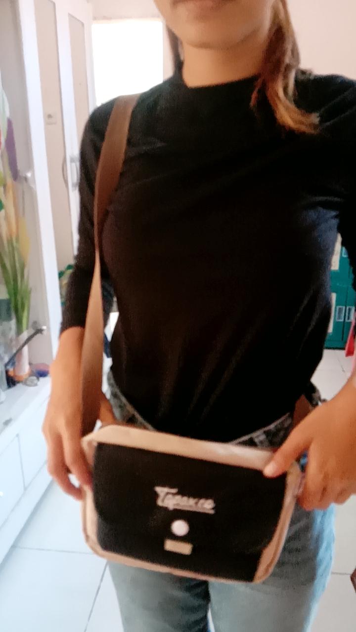 TAPAXCO Tas Selempang Pouch slingbag Tapax shecker unisex pria/wanita - Foto ulasan pembeli